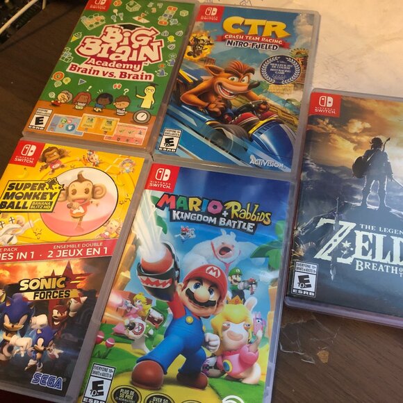 switch game   lot of 5  working fine used item - Picture 1 of 1